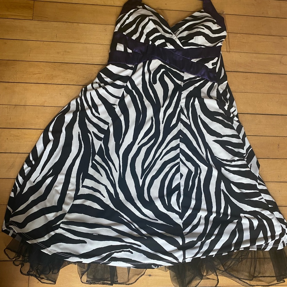 Medium zebra print dress